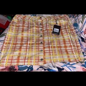 Plus size plaid print denim mini skirt w pockets